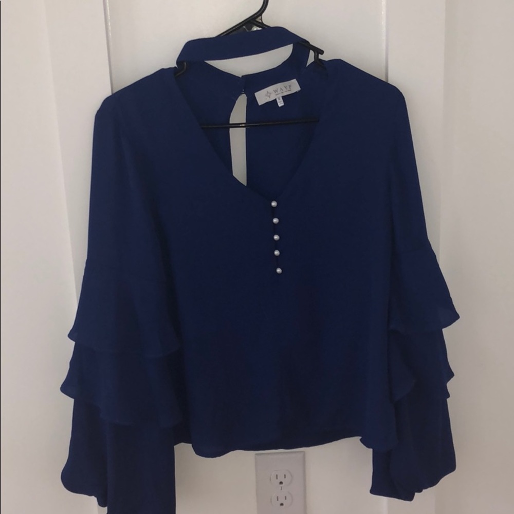 Cute blouse